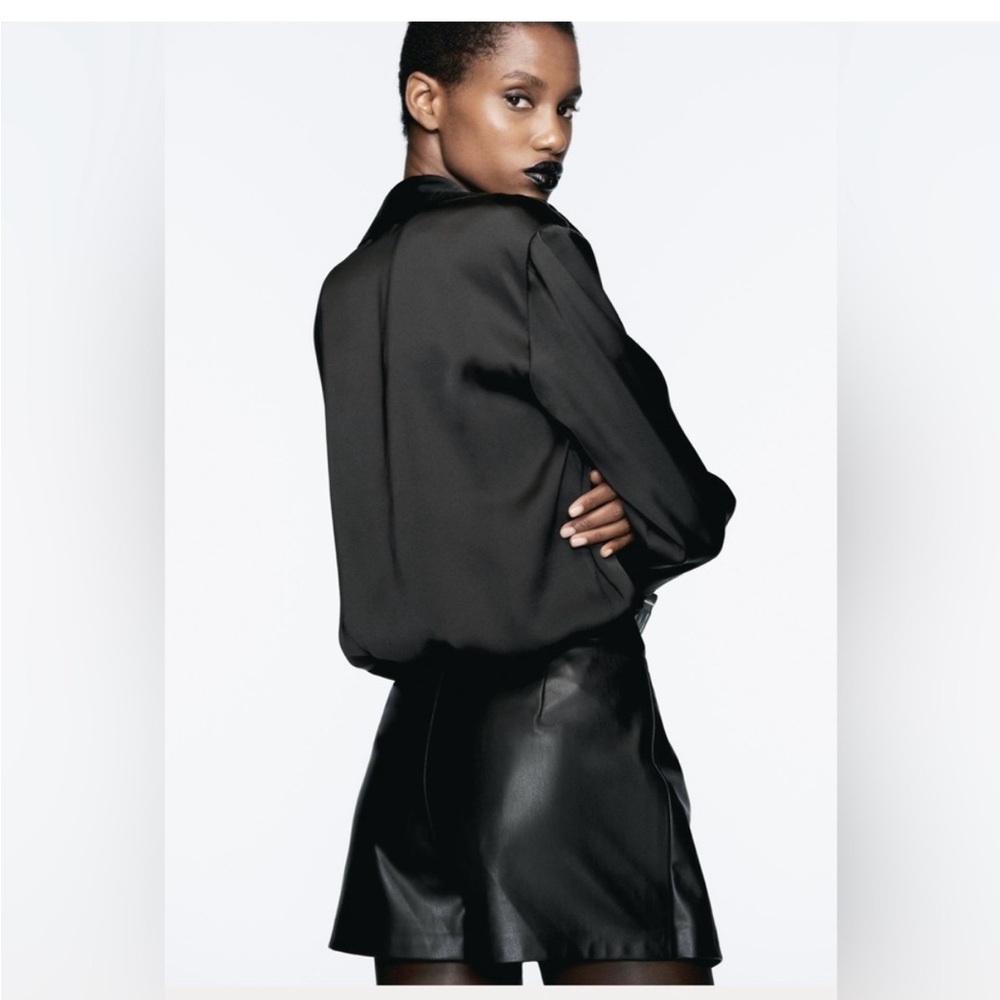 ZARA FAUX LEATHER SKORT - Picture 3 of 7